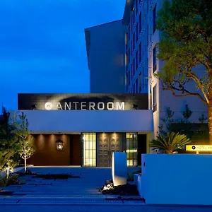 Anteroom Hotel